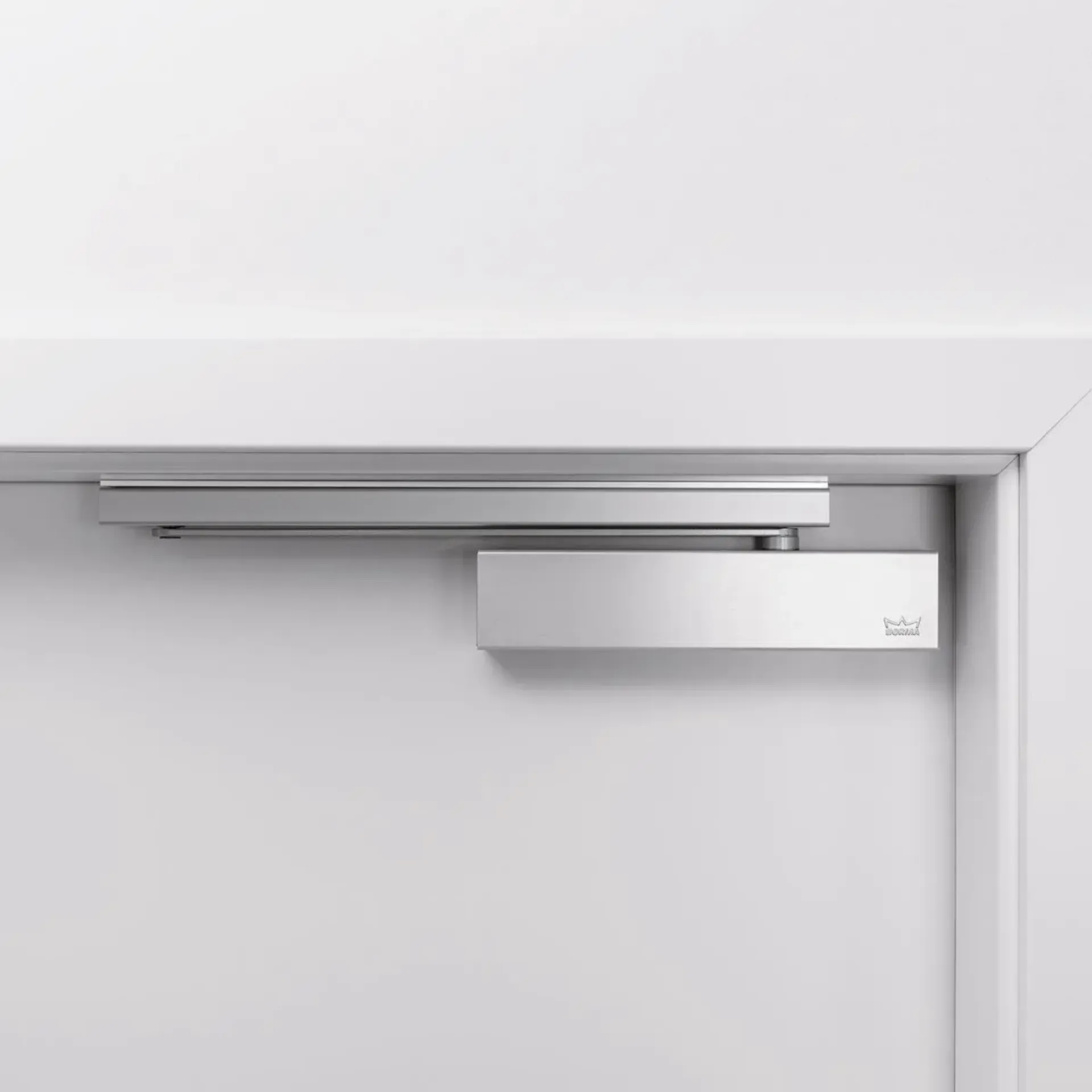 Ferme-porte TS 93 Basic, BC/OD,EN2-5 inclus avec bras glissant et plaque de montage, Couleur argent