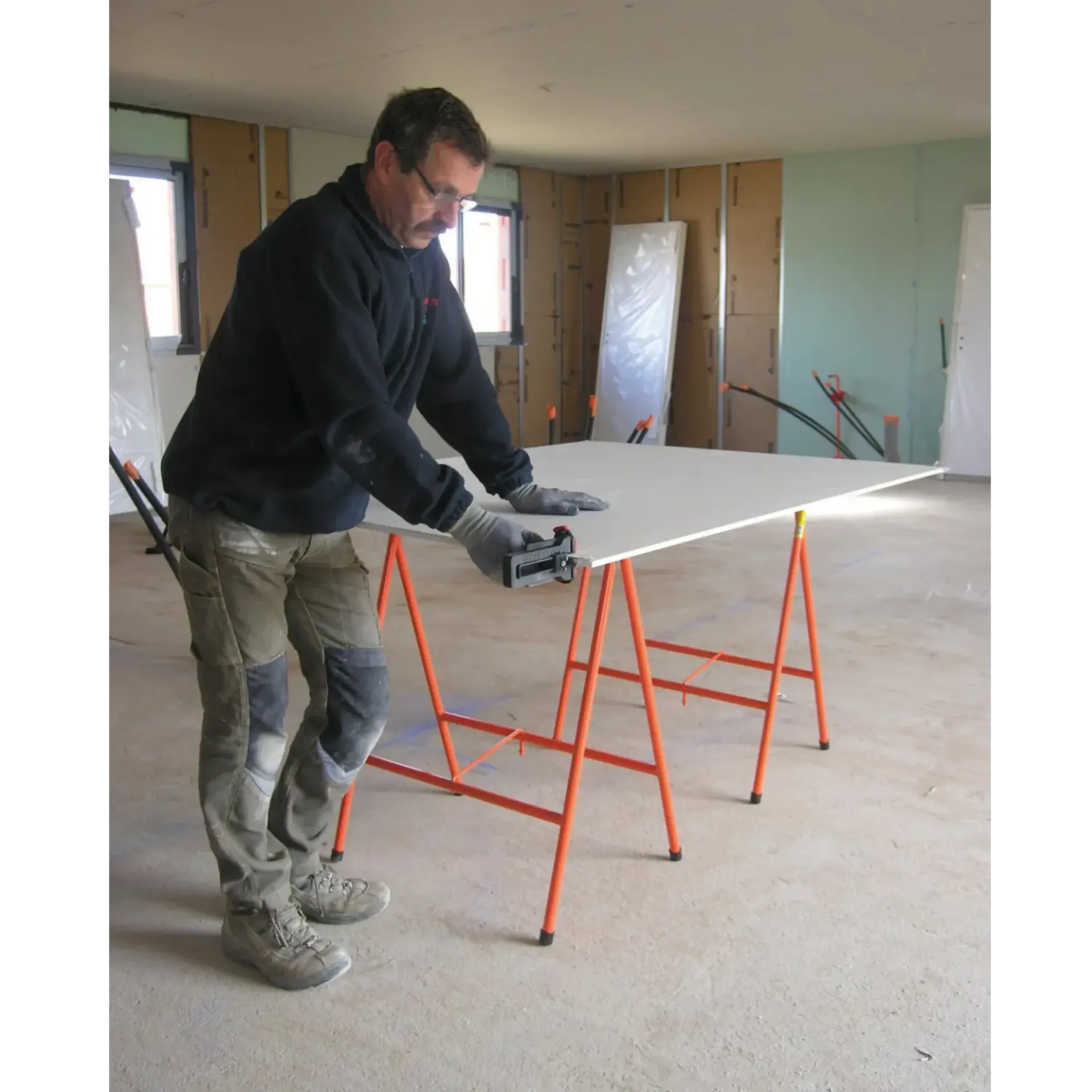 Tréteau pliable - 150 kg Tréteau pliable - 150 kg