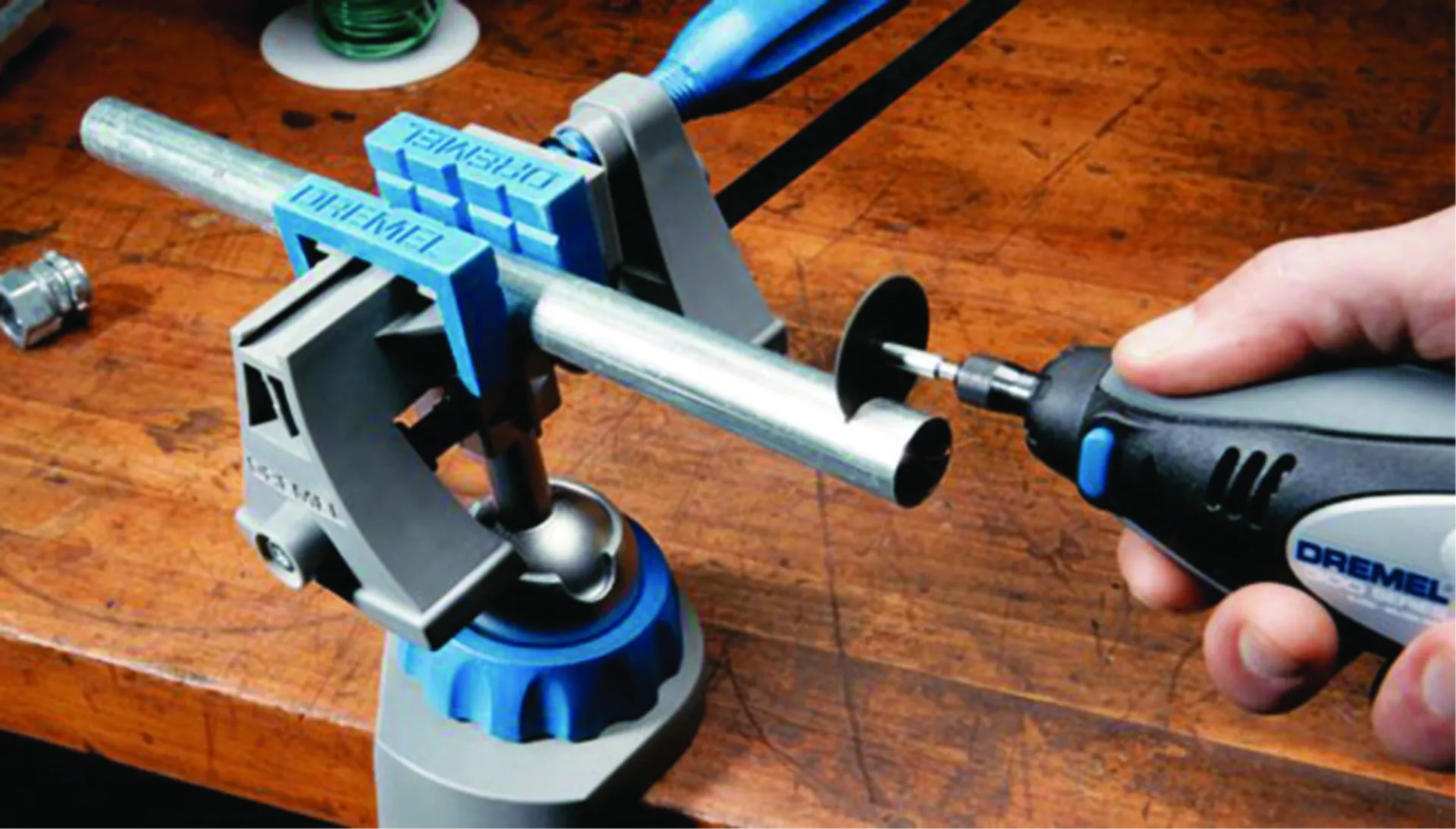 BANKSCHROEF-GEREEDSCHAPSHOUDER DREMEL 2500 MULTI-VISE