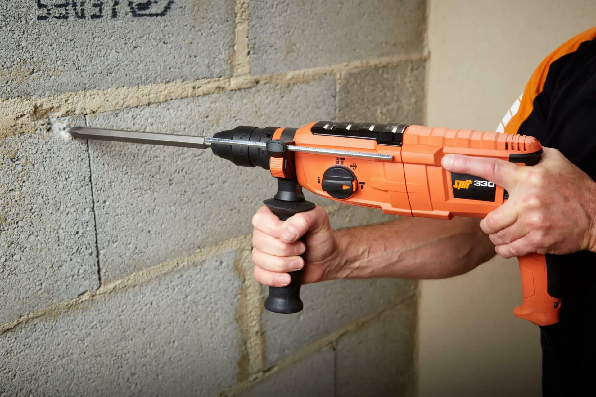 Marteau perforateur SDS+ avec fonction burin 330 (850 W - 3,2 J)