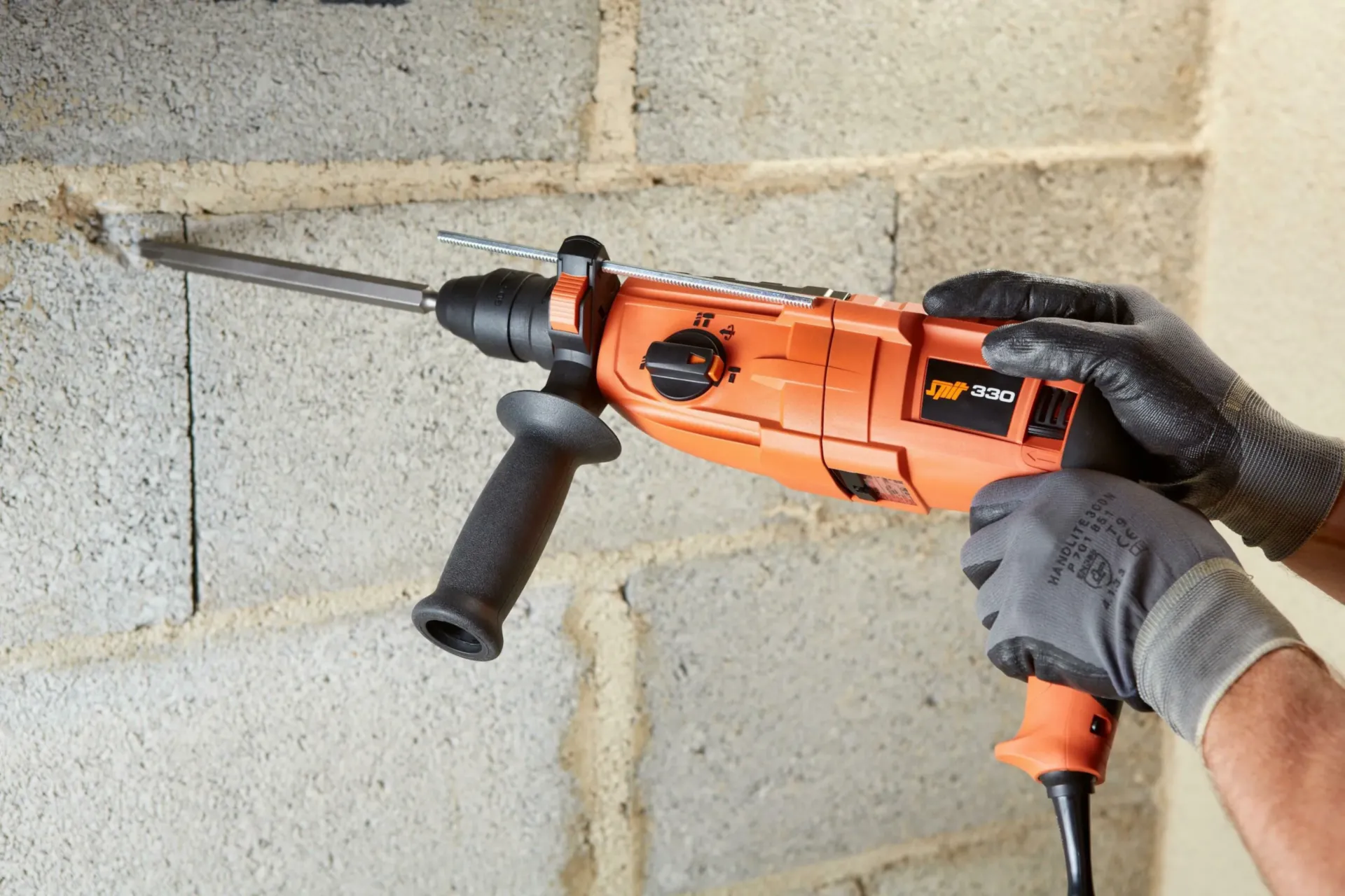 Marteau perforateur SDS+ avec fonction burin 330 (850 W - 3,2 J)
