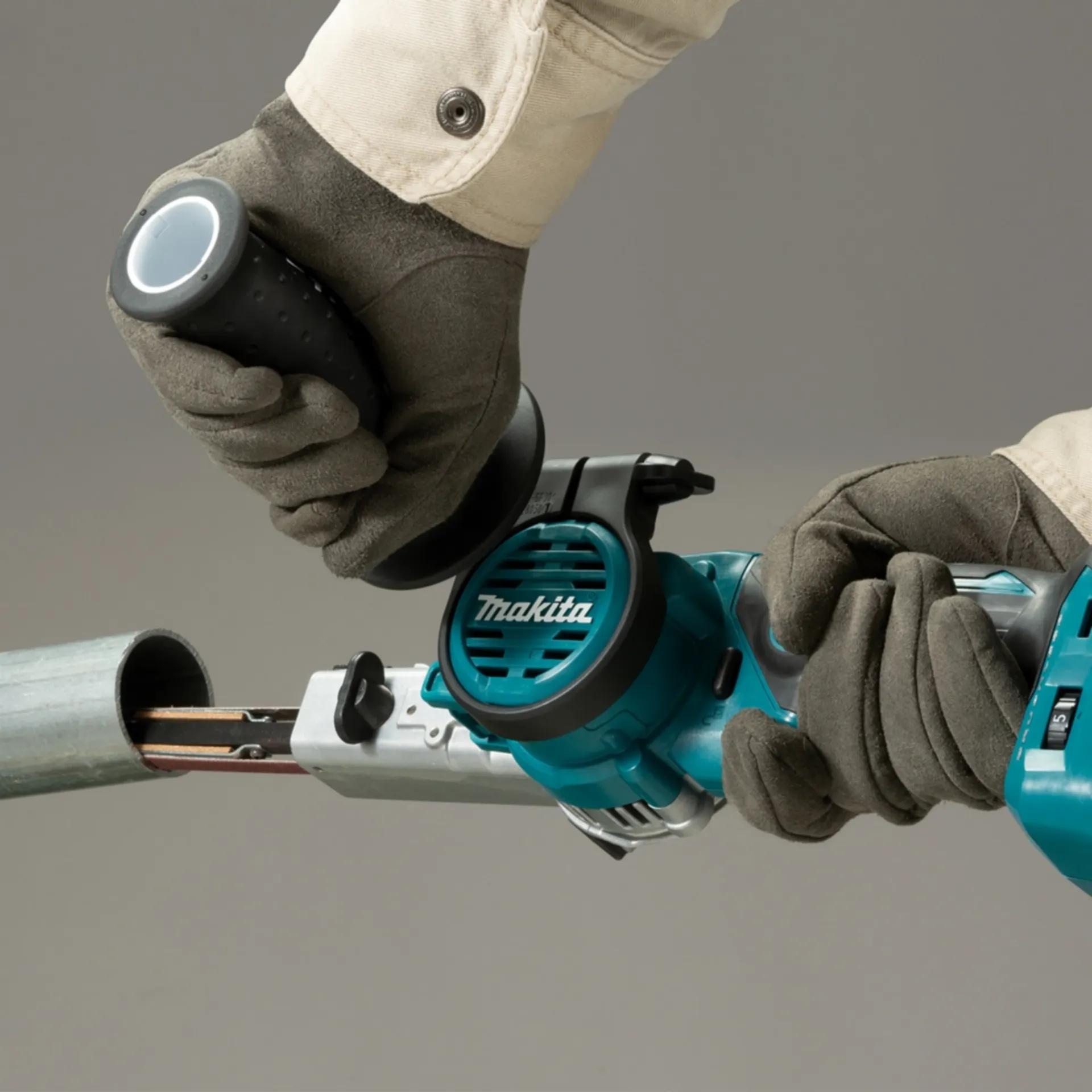 Machine à Bande Abrasive sans Fil DBS180ZJ (18V - batterie non incluse)