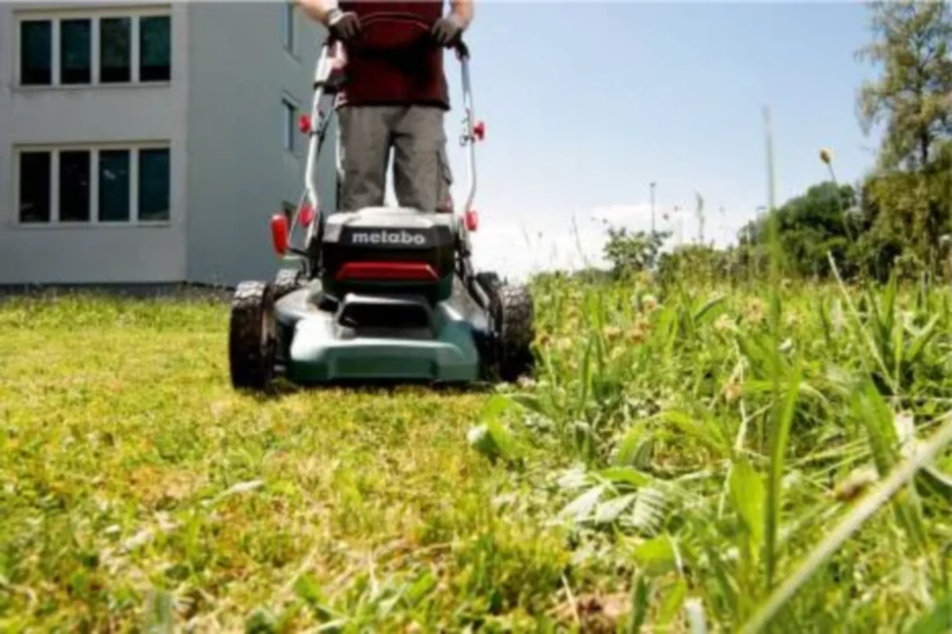 RM 36-18 LTX BL 46 accu grasmaaier 36V (46 cm maaibreedte) RM 36-18 LTX BL 46 accu grasmaaier 36V (46 cm maaibreedte)