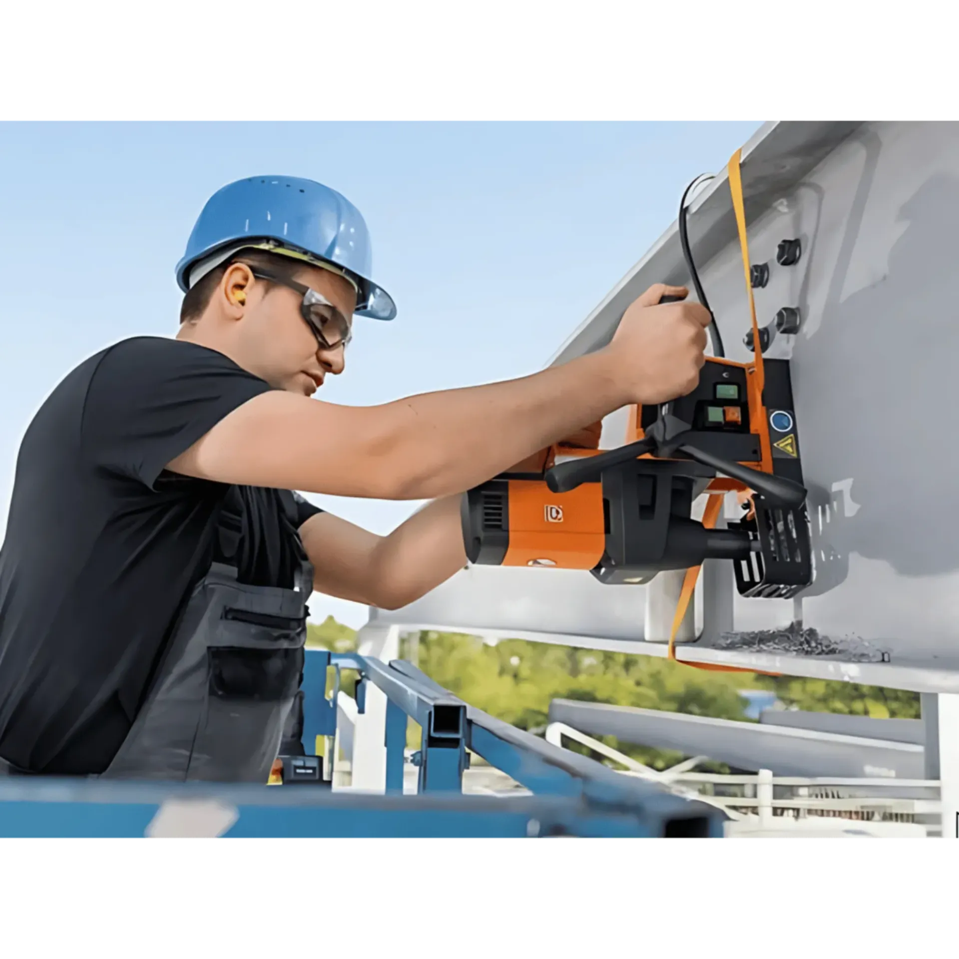 Perceuse magnétique KBE 32 (1200W - 3/4 Weldon - magnétique 10000 N) Perceuse magnétique KBE 32 (1200W - 3/4 Weldon - magnétique 10000 N)