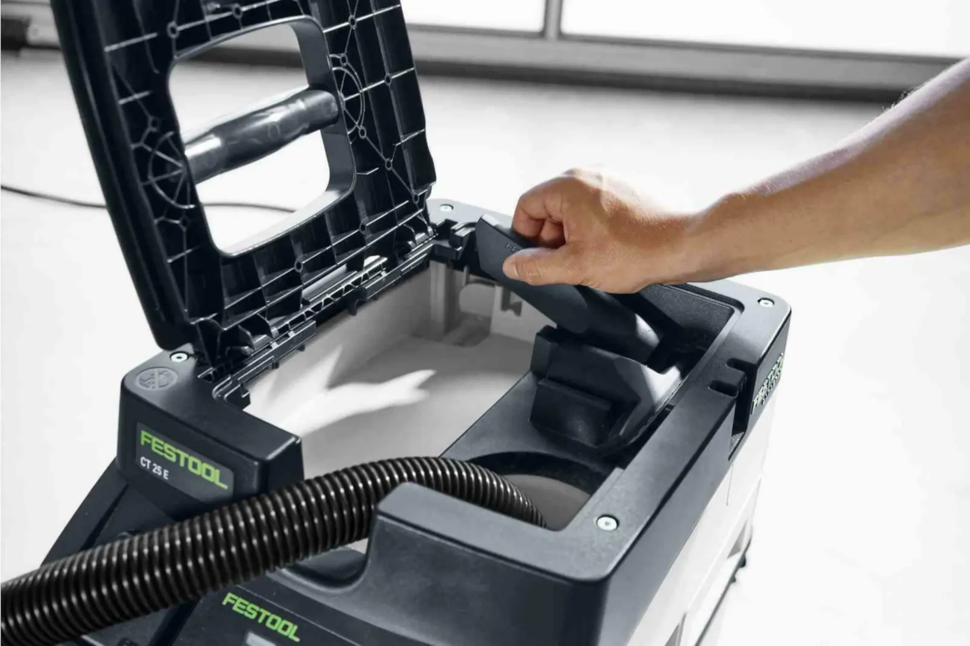 Aspirateur eau et poussière CT 25 E set