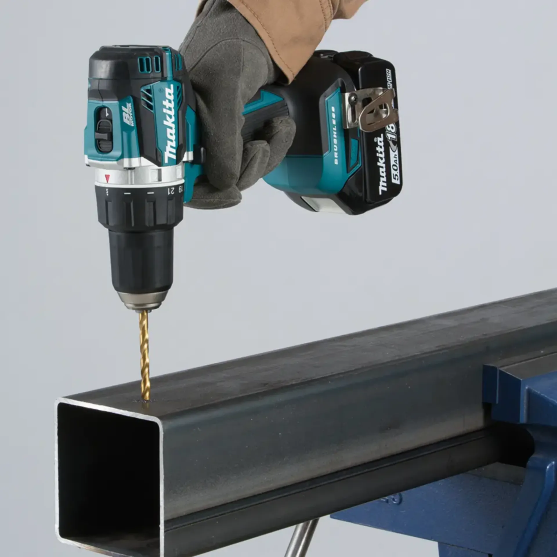 Accu schroef- en boormachine DDF484RTE (18 V - 2 x 5 Ah Li-ion)