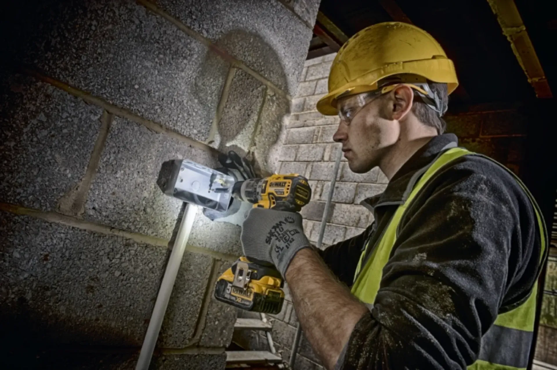 Combiset Accu 2-pack DCK266P2T (18V - 2 x 5 Ah) Combiset Accu 2-pack DCK266P2T (18V - 2 x 5 Ah)