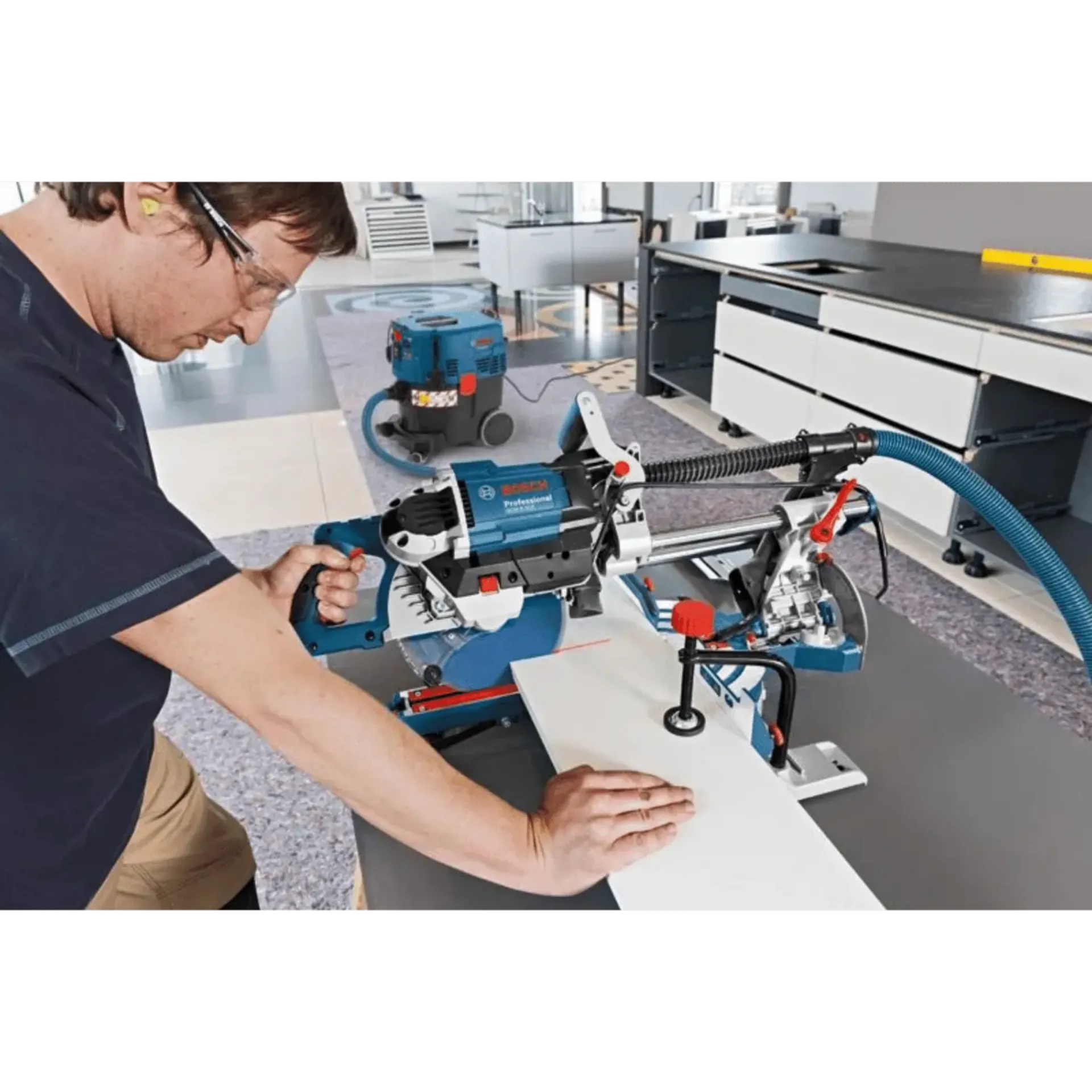 Afkort- en verstekzaag GCM 8 SDE (1600 W - Ø 216 x 30 mm)