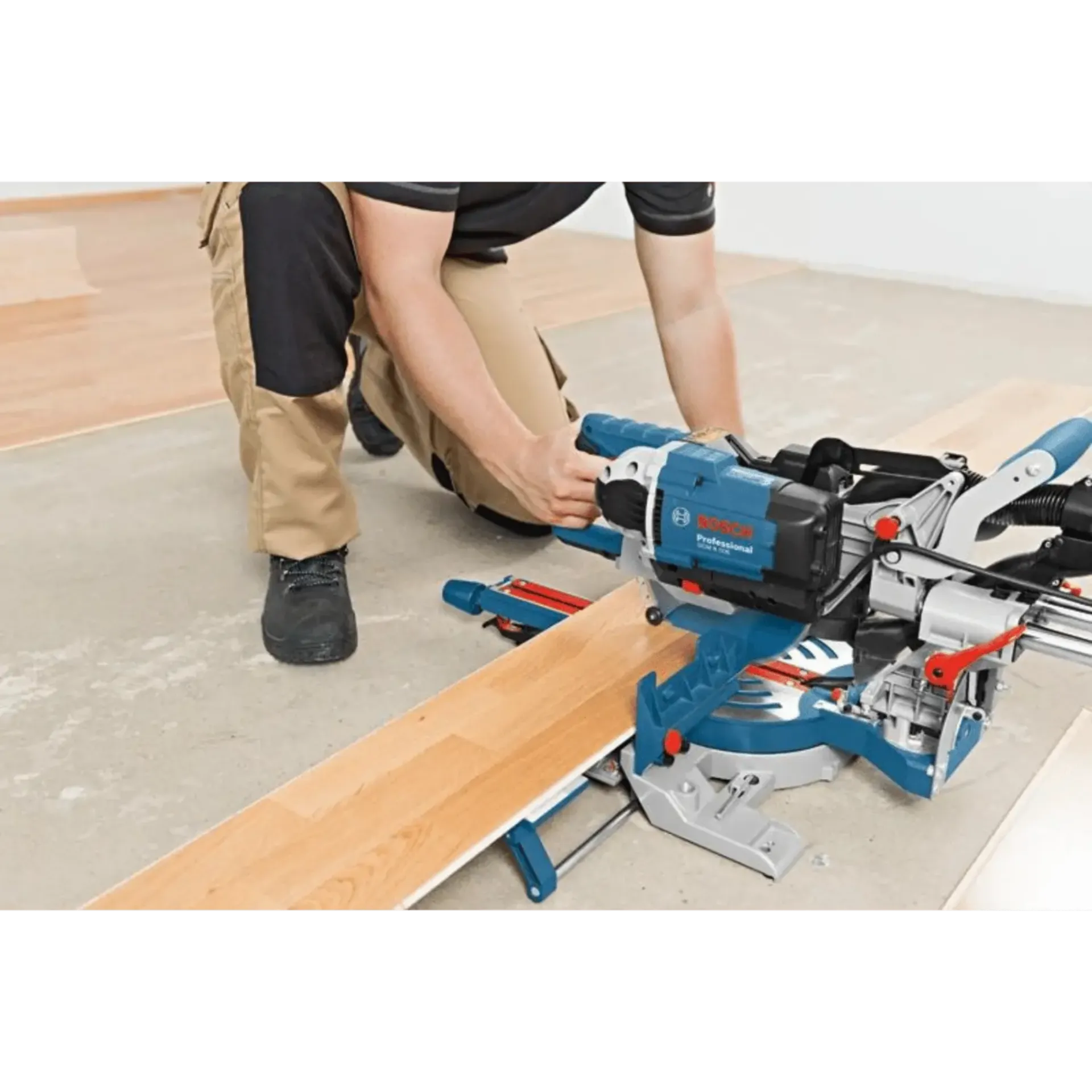 Afkort- en verstekzaag GCM 8 SDE (1600 W - Ø 216 x 30 mm)