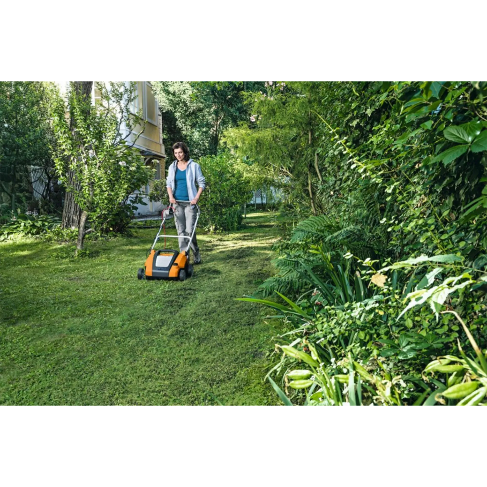 Geruisloze elektrische verticuteermachine RLE 240.0 Geruisloze elektrische verticuteermachine RLE 240.0