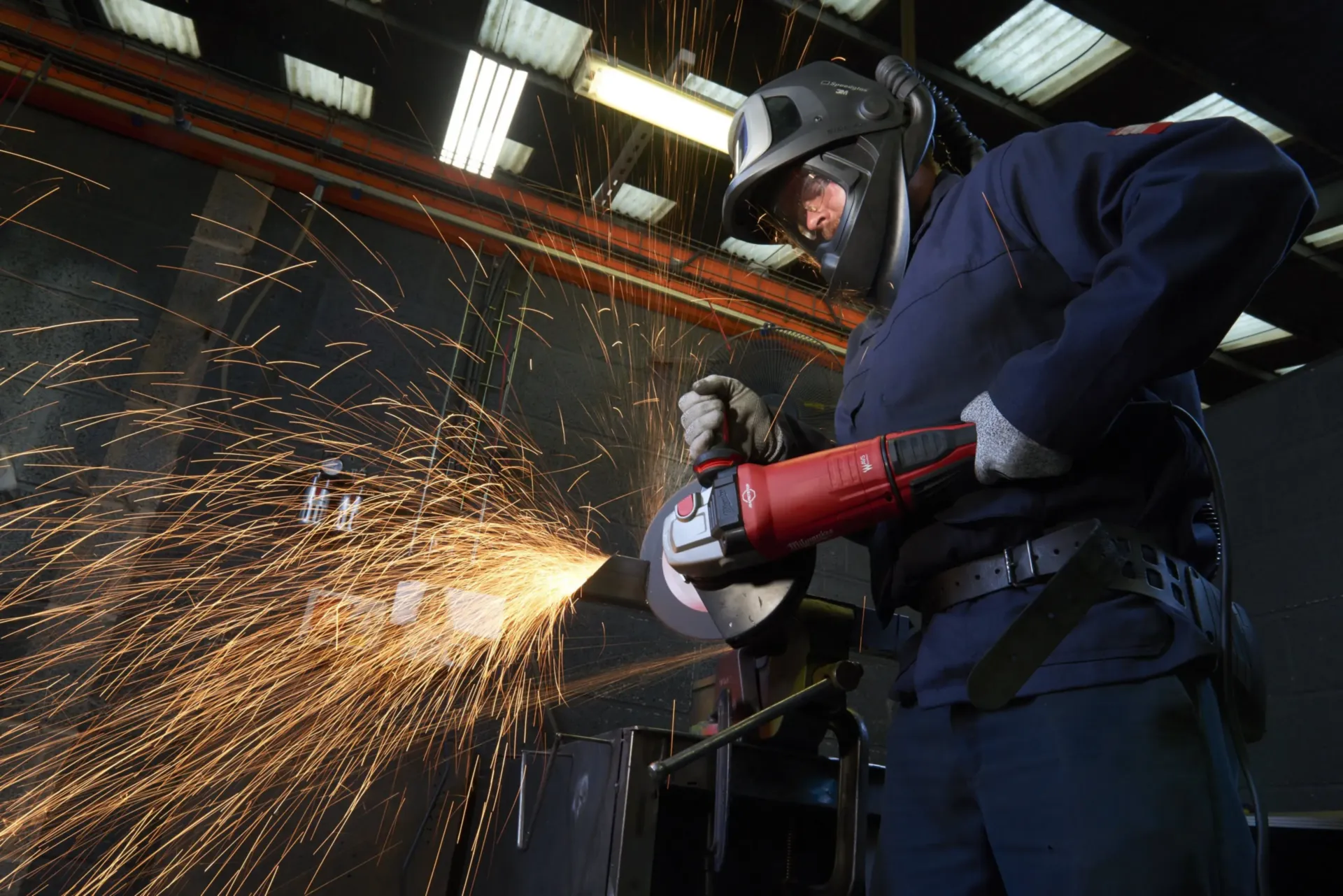 Haakse Slijpmachine AGVKB-24-230 EKX DMS (2400W) Haakse Slijpmachine AGVKB-24-230 EKX DMS (2400W)