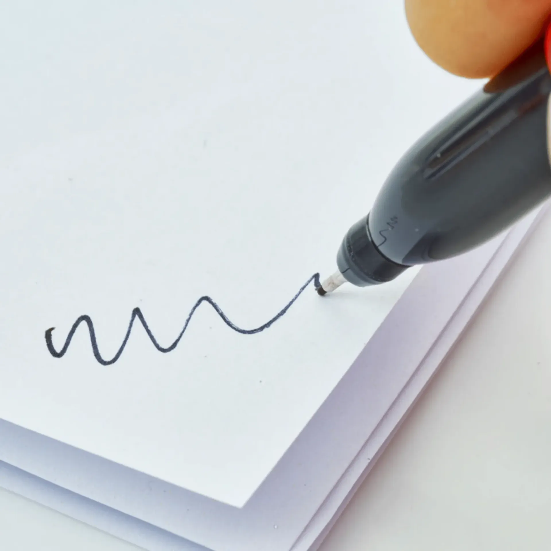 Marker Inkzall ultrafijne punt 0,6mm zwart (blister 4 stuks) - 48223154 Marker Inkzall ultrafijne punt 0,6mm zwart (blister 4 stuks) - 48223154