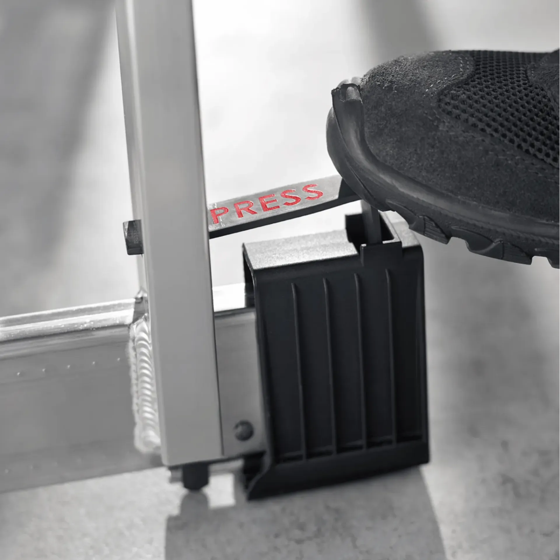 Scie sur table Erika 85 EC (2500 W - ø 250 x 30 mm) Scie sur table Erika 85 EC (2500 W - ø 250 x 30 mm)