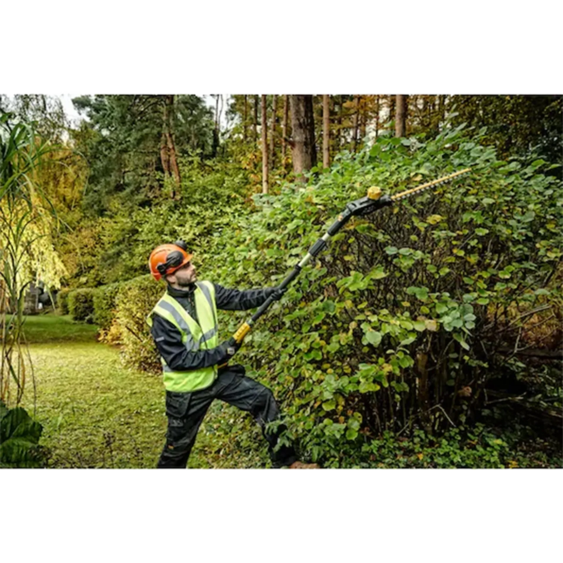 Heggenschaar op steel 18V - zonder accu en Lader Heggenschaar op steel 18V - zonder accu en Lader