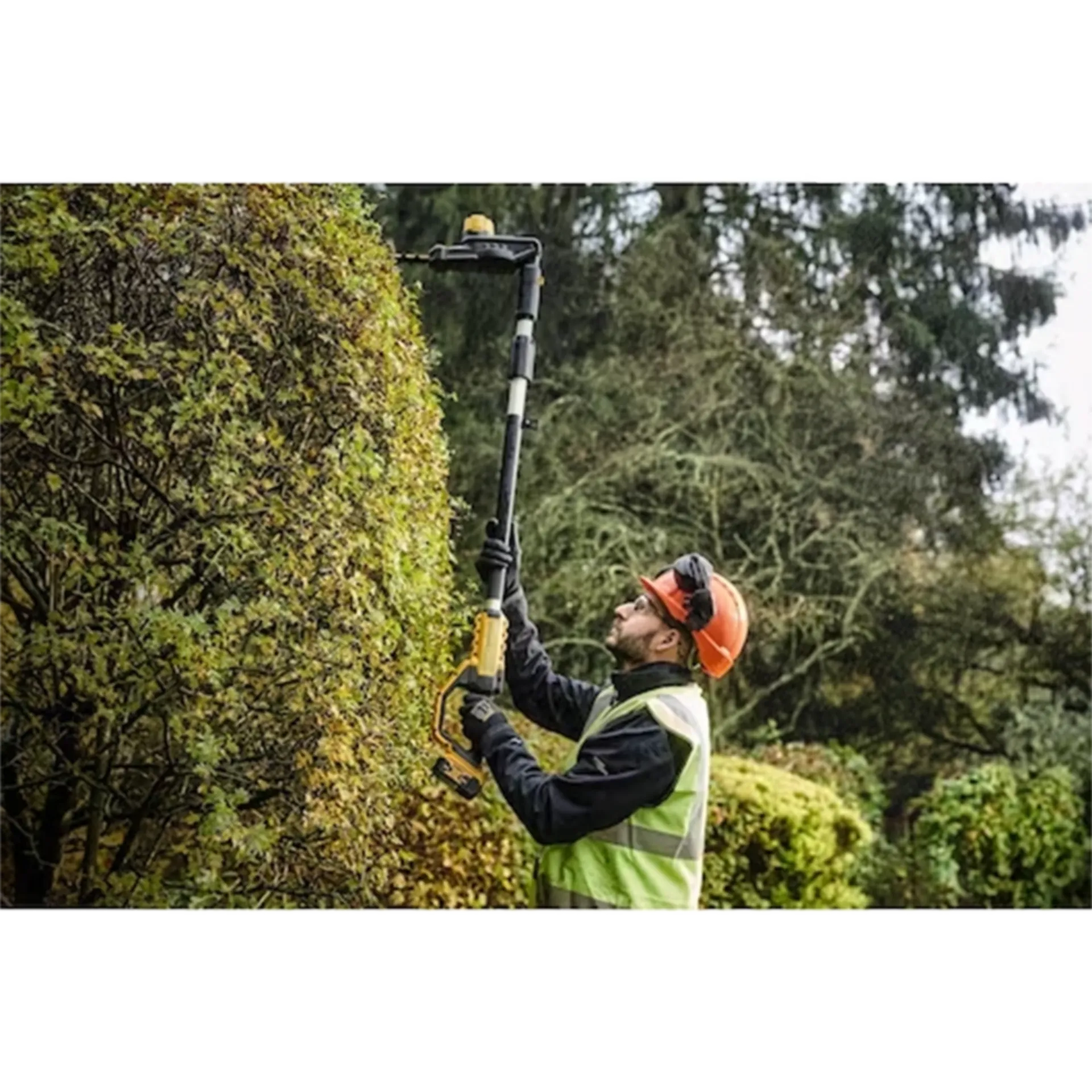 Taille-haie sur perche sans fil 18V 1x 5.0Ah Taille-haie sur perche sans fil 18V 1x 5.0Ah