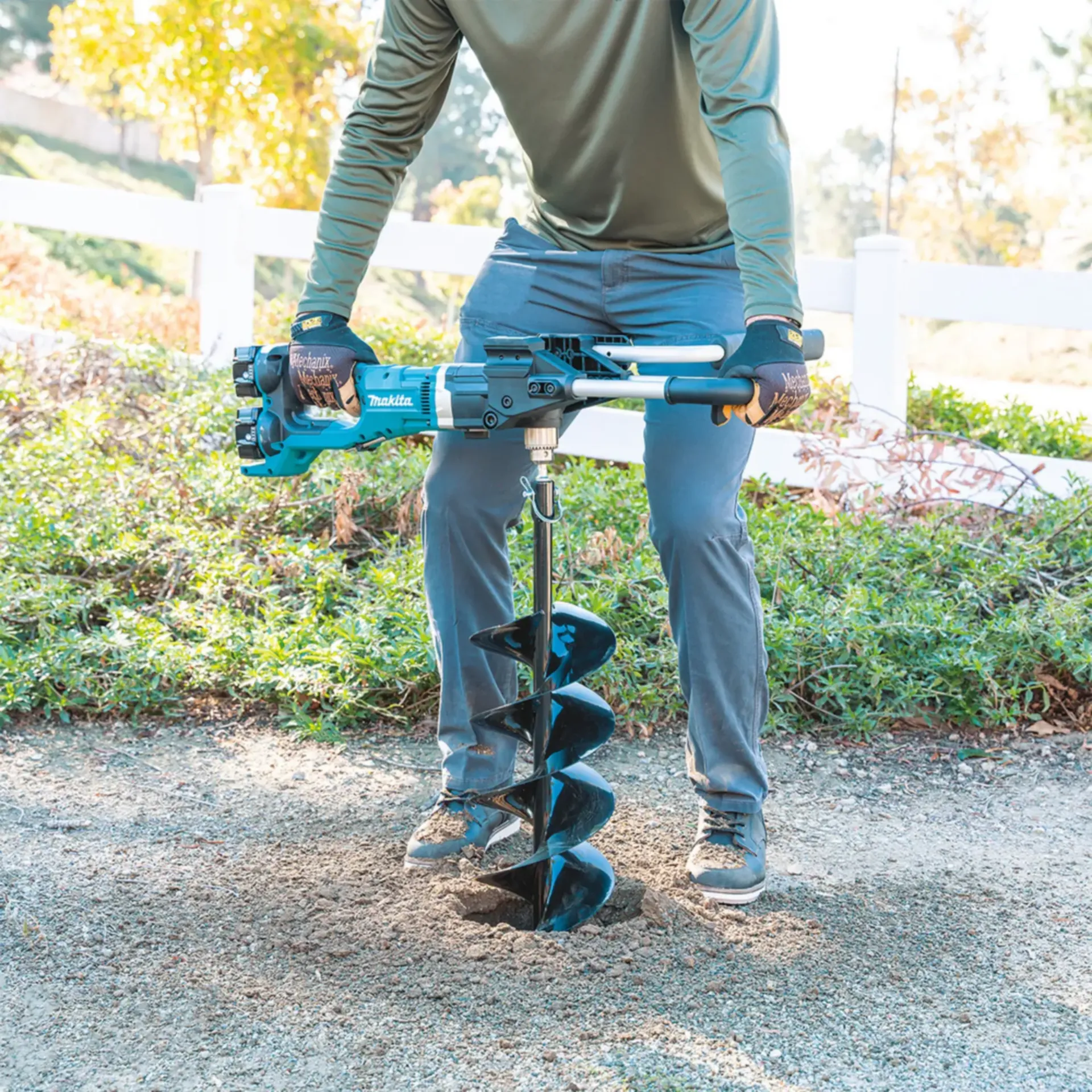 Tarière sans fil 2x18V - sans batterie - DDG460ZX7 Tarière sans fil 2x18V - sans batterie - DDG460ZX7