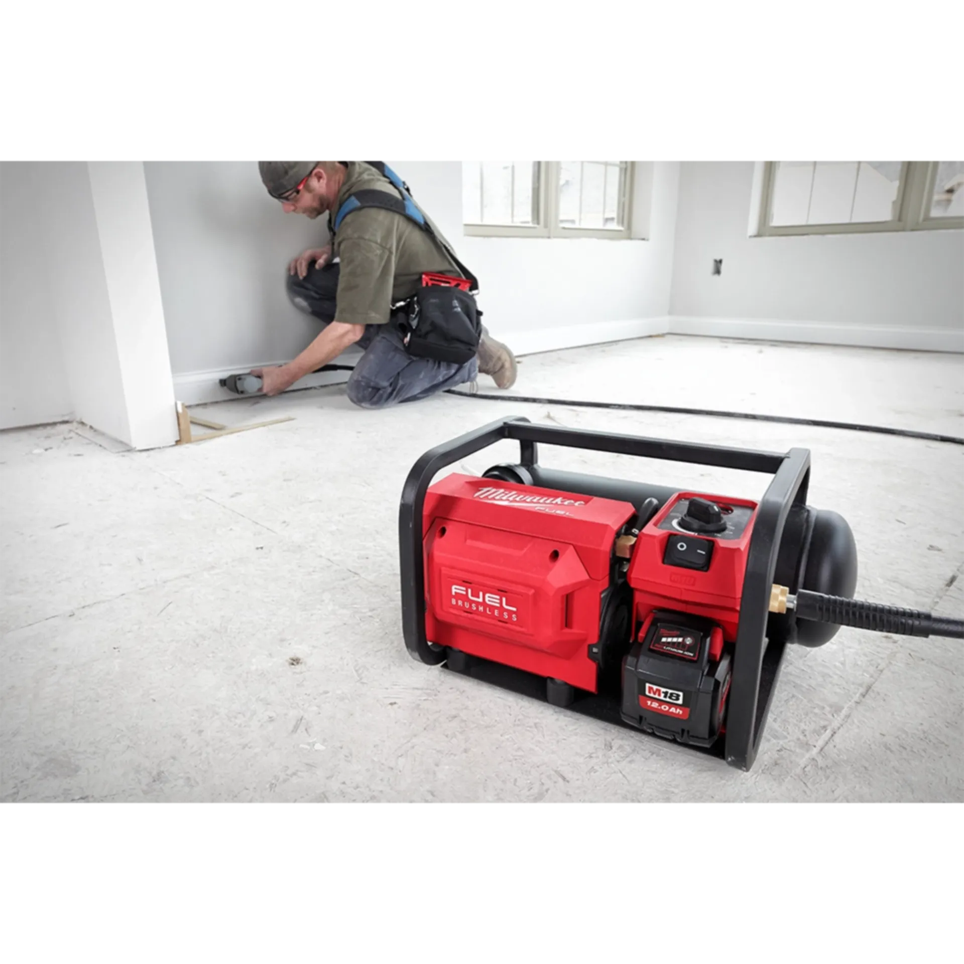 Compresseur à Batterie M18 FAC-0 (18V - batterie non incluse)