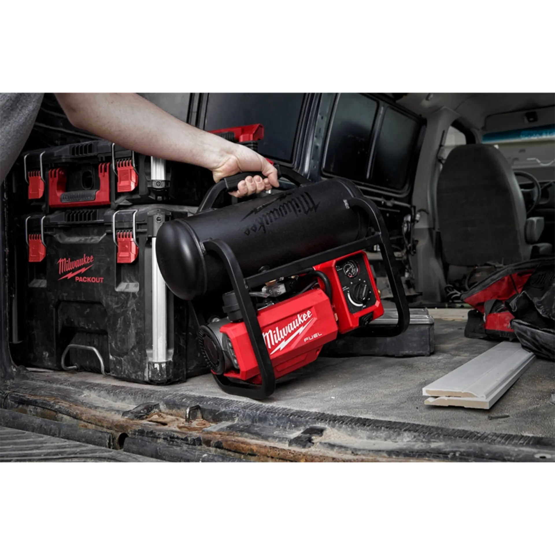 Compresseur à Batterie M18 FAC-0 (18V - batterie non incluse)