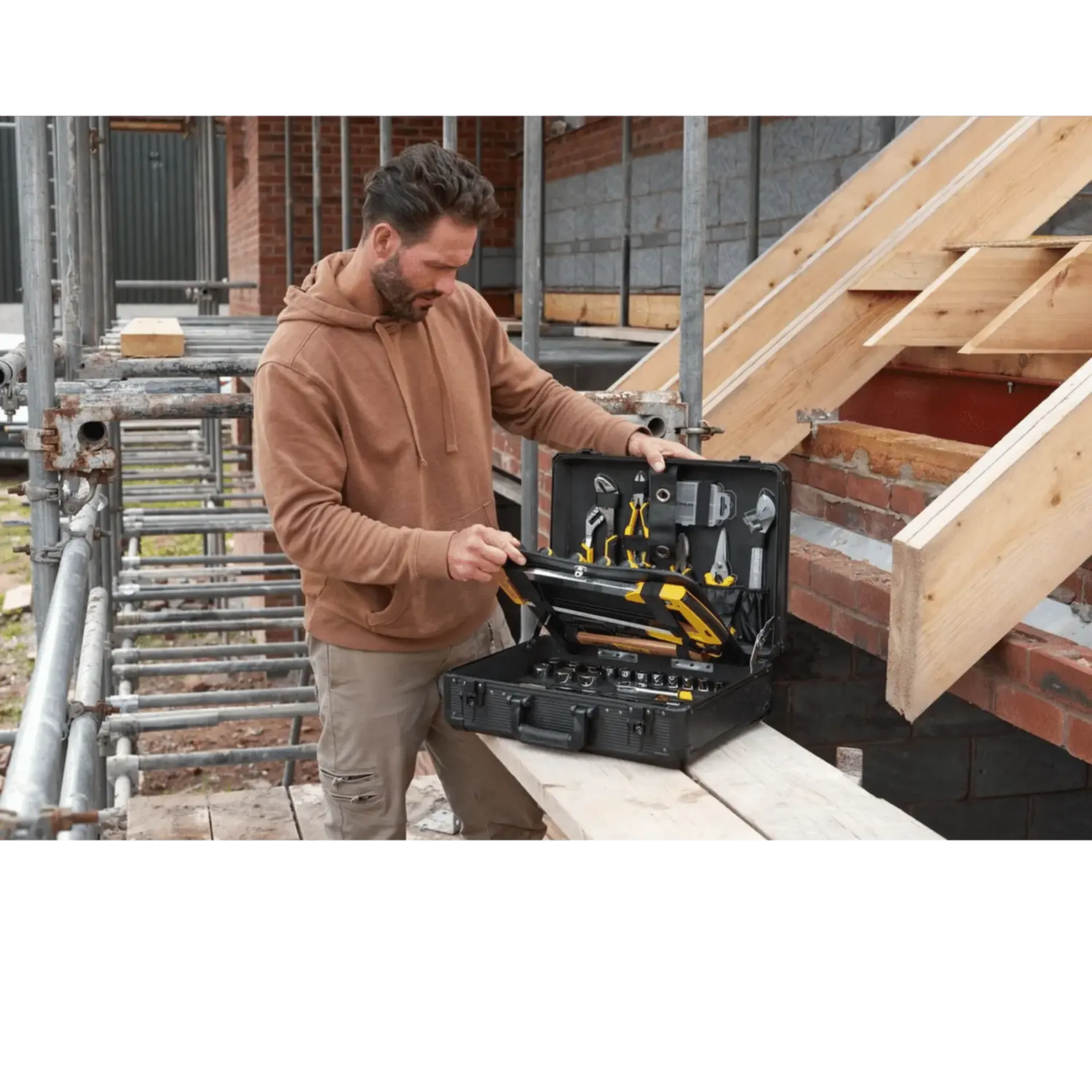 Mallette à outils remplie STMT98109-1 (142 pièces)