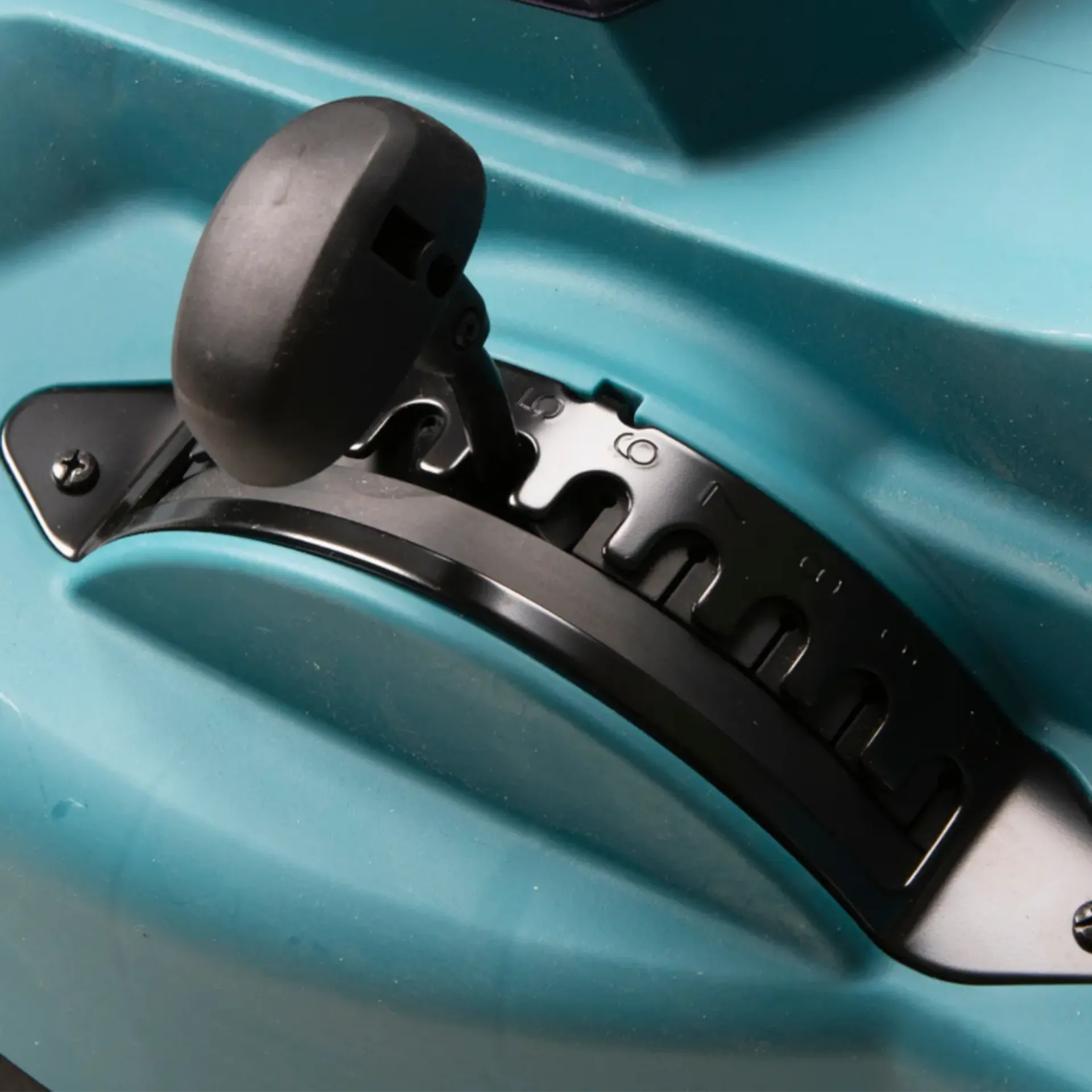 Accu grasmaaier 2 x 18 V - 2 x 5 Ah Li-ion - 480 mm - DLM481CT2 Accu grasmaaier 2 x 18 V - 2 x 5 Ah Li-ion - 480 mm - DLM481CT2