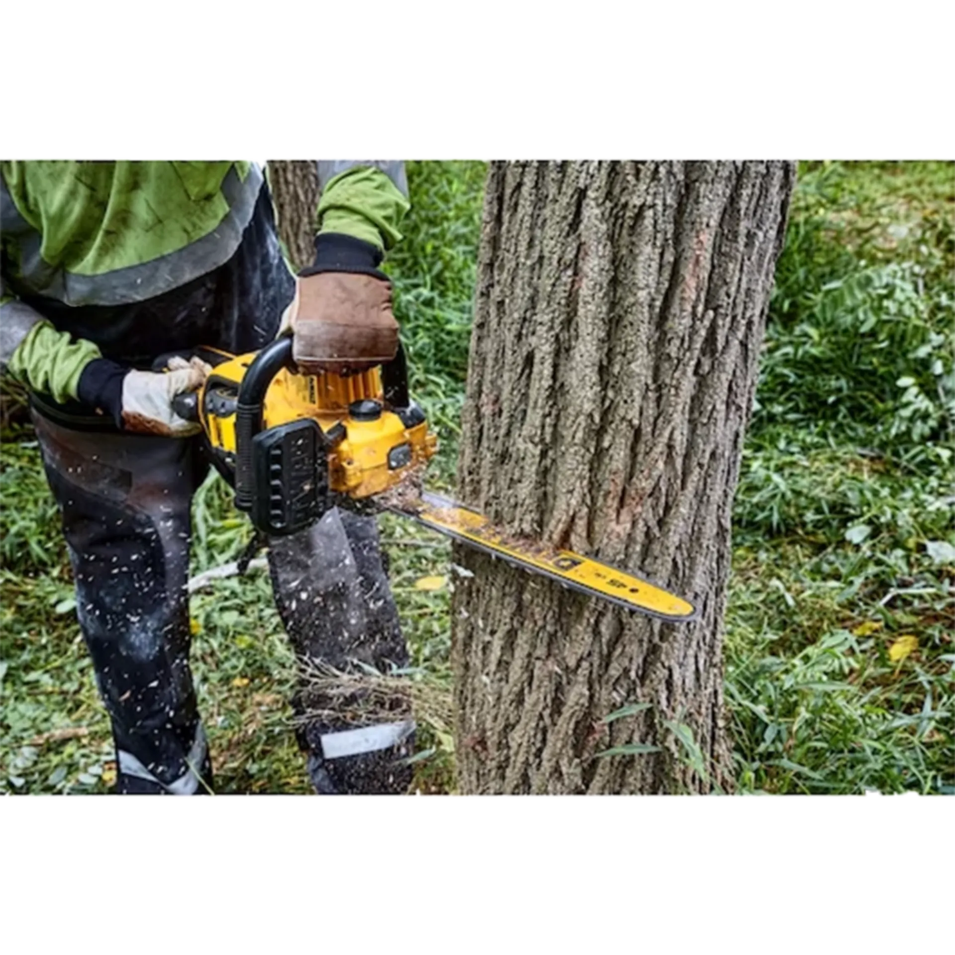 Tronçonneuse sur batterie 54V - 1 x 9 AH Li-ion - DCMCS574X1 Tronçonneuse sur batterie 54V - 1 x 9 AH Li-ion - DCMCS574X1