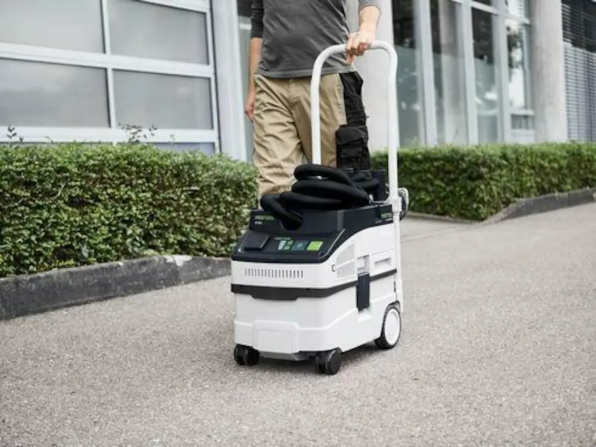 Aspirateur eau et poussière Cleantec CT 15 E