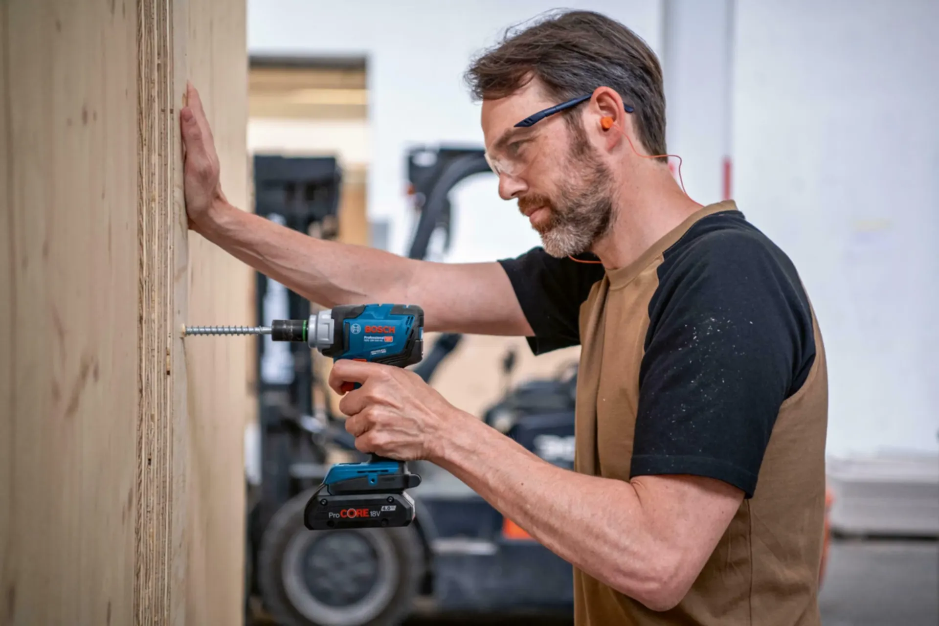 Clé à chocs sans fil GDS 18V-330 HC L-BOXX (livrée sans batterie ni chargeur) Clé à chocs sans fil GDS 18V-330 HC L-BOXX (livrée sans batterie ni chargeur)