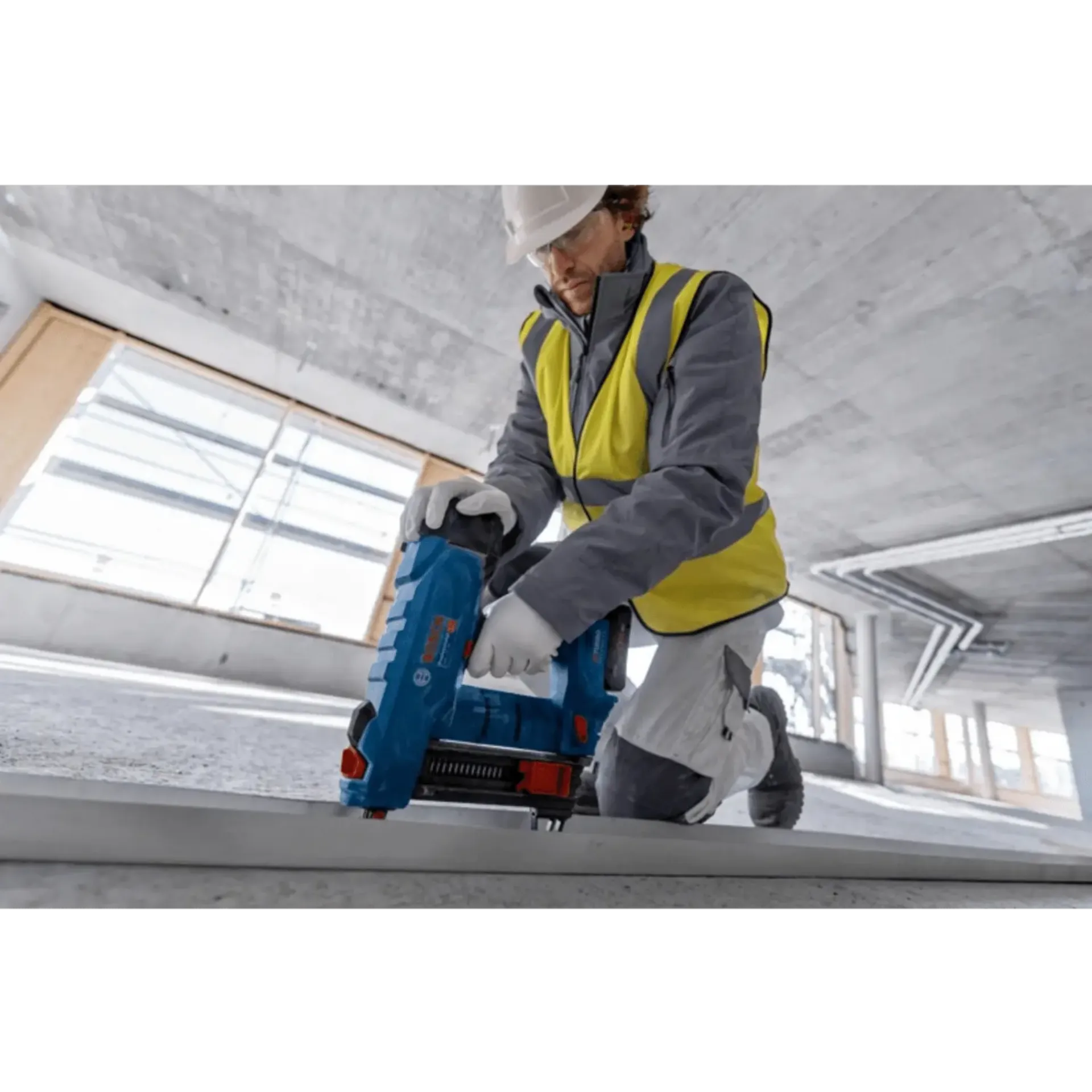 Cloueur béton à batterie GNB 18V-38 (sans batterie/chargeur) L-Boxx - 06019L7001 Cloueur béton à batterie GNB 18V-38 (sans batterie/chargeur) L-Boxx - 06019L7001